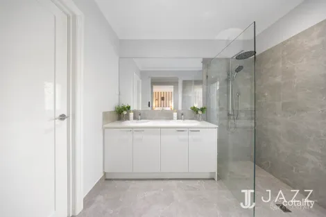 Property photo of 1017 Leakes Road Tarneit VIC 3029
