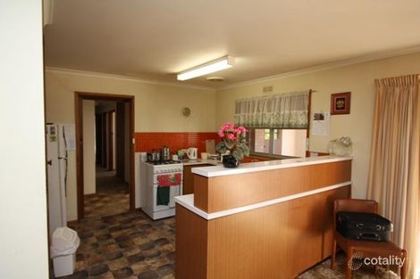 Property photo of 38 Henderson Street Camperdown VIC 3260