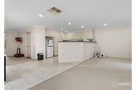 Property photo of 41 Galing Place Wagga Wagga NSW 2650