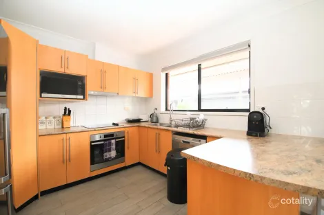 Property photo of 16 Dredge Avenue Moorebank NSW 2170