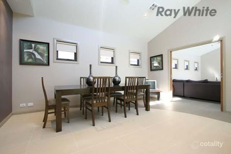Property photo of 10 Buscombe Street Forde ACT 2914