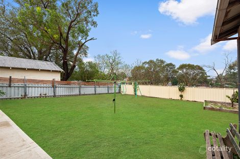 Property photo of 8 Wollombi Road Rutherford NSW 2320