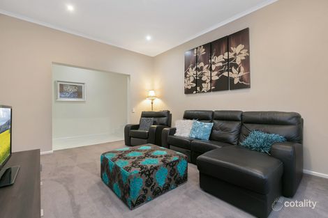 Property photo of 22 Auldstone Place Huntfield Heights SA 5163