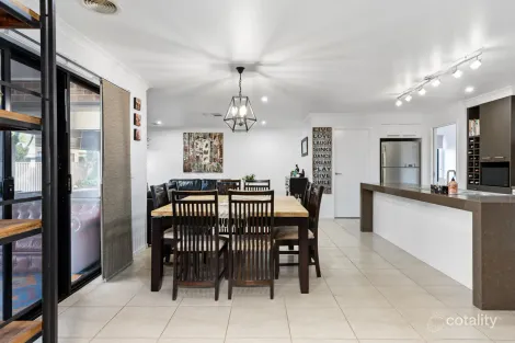 Property photo of 77 Dyson Drive Alfredton VIC 3350