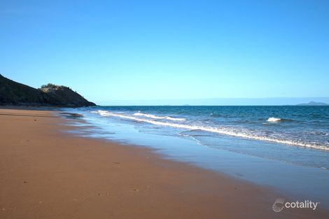 12 Burleigh Ct, Blacks Beach, QLD 4740