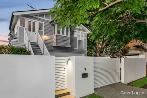 Property photo of 7 Bellevue Terrace Clayfield QLD 4011
