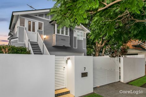 Property photo of 7 Bellevue Terrace Clayfield QLD 4011