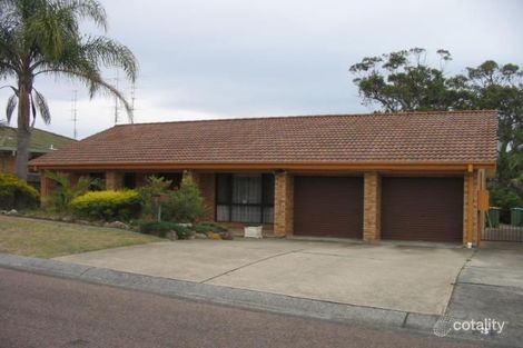 3 Holly Cl, Lake Haven, NSW 2263