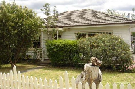 Property photo of 52 Willow Road Upper Ferntree Gully VIC 3156