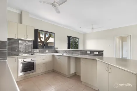 Property photo of 12 Warbler Loop Nickol WA 6714