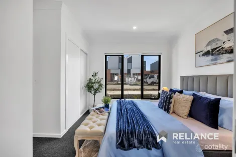 Property photo of 48 Timetable Street Mambourin VIC 3024