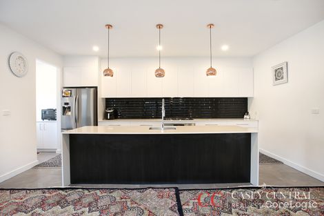 Property photo of 54 Karawarra Circuit Cranbourne North VIC 3977