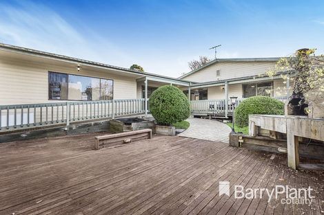 Property photo of 5 Nicholas Road Wandin North VIC 3139