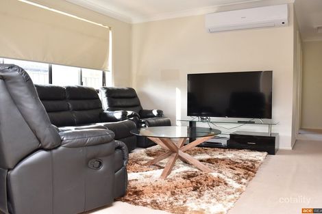 Property photo of 18 Garden View Drive Tarneit VIC 3029