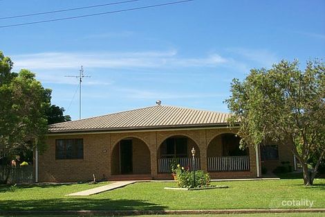 109 Ninth Ave, Home Hill, QLD 4806