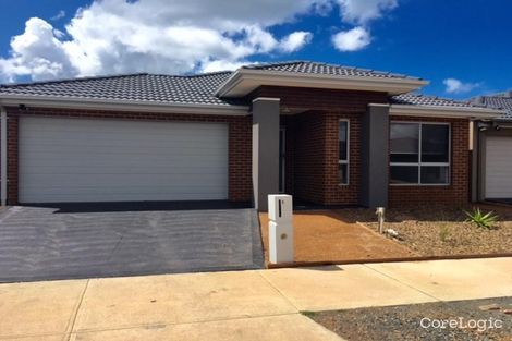 Property photo of 8 Everly Way Point Cook VIC 3030