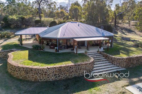 220 Tamma Rd, Bakers Hill, WA 6562