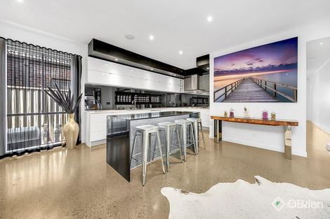 Property photo of 8 The Grange Caroline Springs VIC 3023