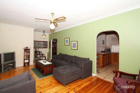 Property photo of 37 Farview Street Glenroy VIC 3046