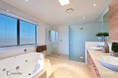 Property photo of 1/20 Rouen Avenue Paradise Point QLD 4216