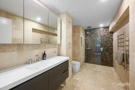 Property photo of 11 Gilwinga Drive Bayview NSW 2104