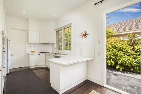 Property photo of 16 Devorgilla Avenue Toorak VIC 3142