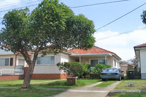 206 Rose St, Yagoona, NSW 2199