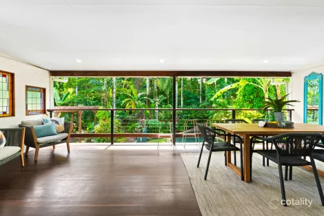 Property photo of 22 Headrick Street Manunda QLD 4870