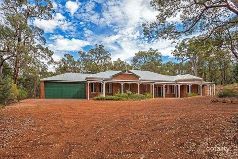 1045 Woodlands Rd, Stoneville, WA 6081