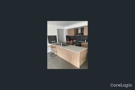 Property photo of 17 Remus Circuit Cranbourne West VIC 3977
