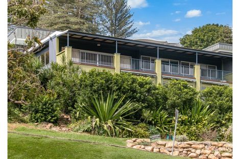 32 Stapylton St, Coolangatta, QLD 4225