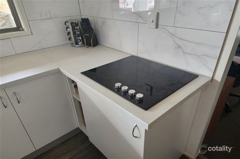 Property photo of 18 Oakview Court Kallangur QLD 4503