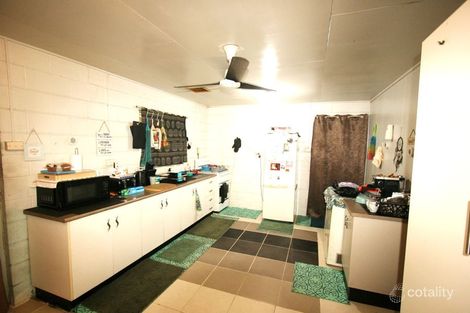 Property photo of 10 Goonyella Avenue Sarina QLD 4737