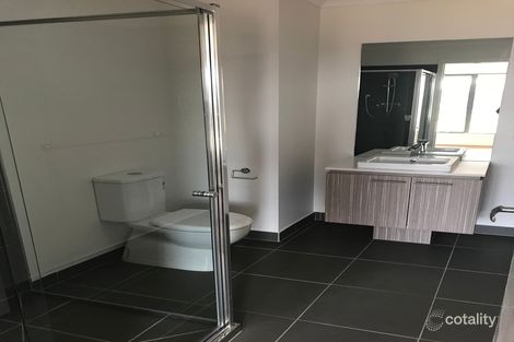 Property photo of 33 Golden Wattle Way Harkness VIC 3337