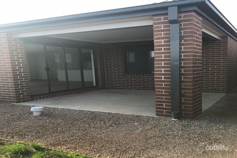 Property photo of 33 Golden Wattle Way Harkness VIC 3337