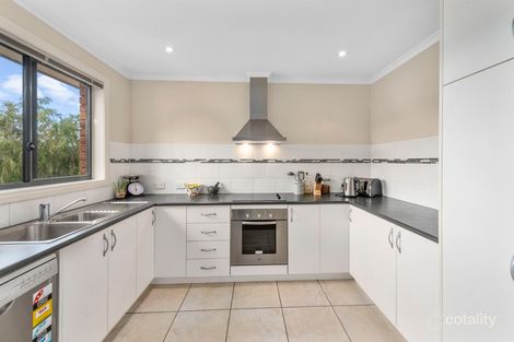 2 Clermont Lane, Howrah, TAS 7018