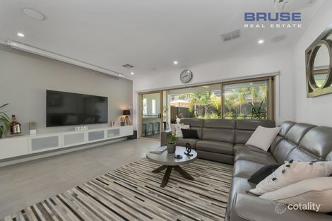 9a Meadow Ave, Campbelltown, SA 5074