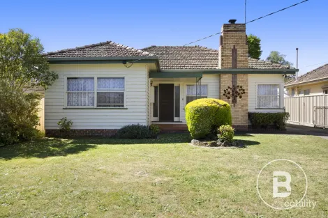 32 Beaufort Ave, Alfredton, VIC 3350