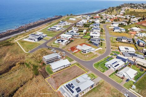 8 Sea Pearl Dr, Elliott Heads, QLD 4670