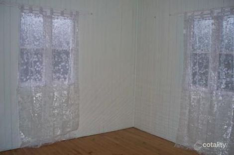Property photo of 8 John Street Blackbutt QLD 4314
