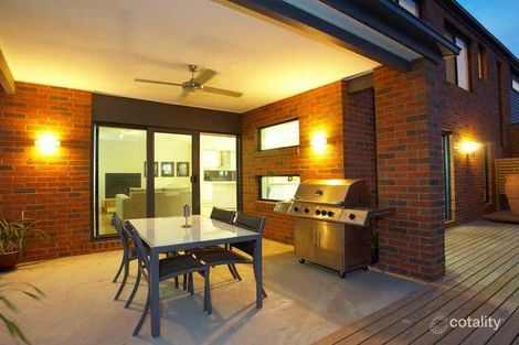 Property photo of 34 Breakwater Crescent Point Cook VIC 3030