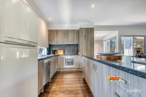 Property photo of 2 Saturn Parade Venus Bay VIC 3956