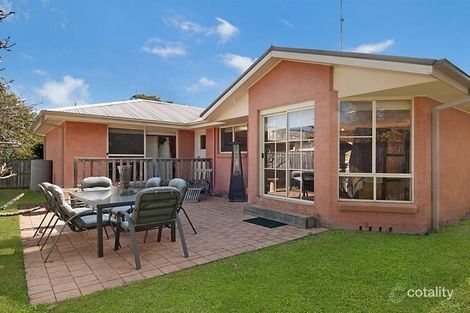 2c Tramway Rd, North Avoca, NSW 2260