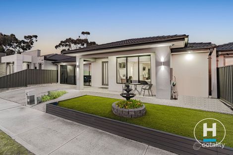 Property photo of 60 Everglade Crescent Roxburgh Park VIC 3064