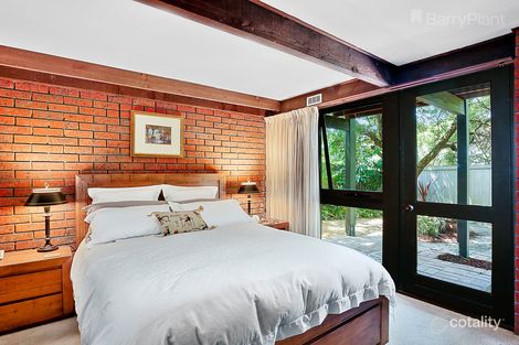 Property photo of 9 Gum Tree Close Croydon VIC 3136