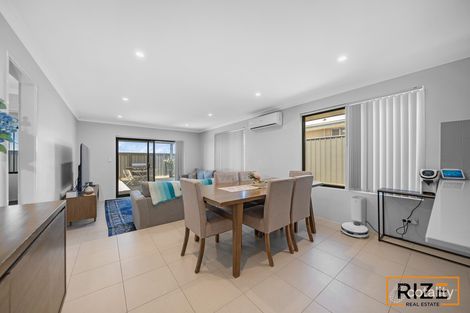 Property photo of 53 Boomerang Loop Banksia Grove WA 6031