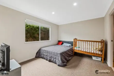 Property photo of 3/28 Swallow Court Newtown QLD 4350