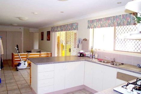 Property photo of 5 Maidenhair Place Calamvale QLD 4116