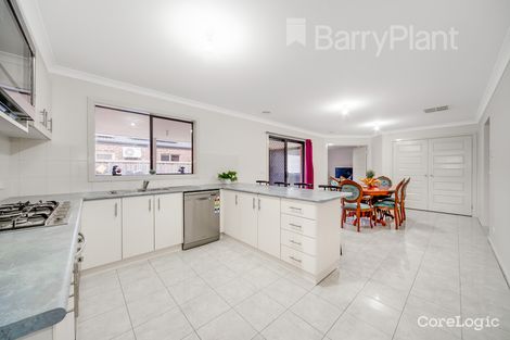 Property photo of 25 Chantenay Parade Cranbourne North VIC 3977