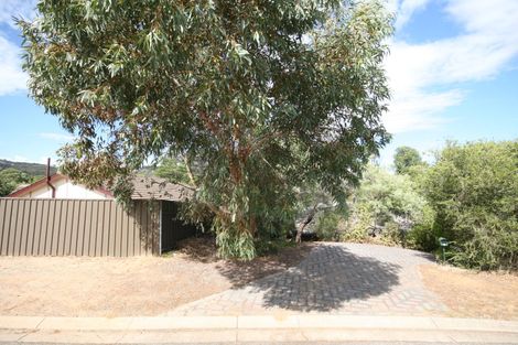 Property photo of 2/4 Simon Court Aberfoyle Park SA 5159